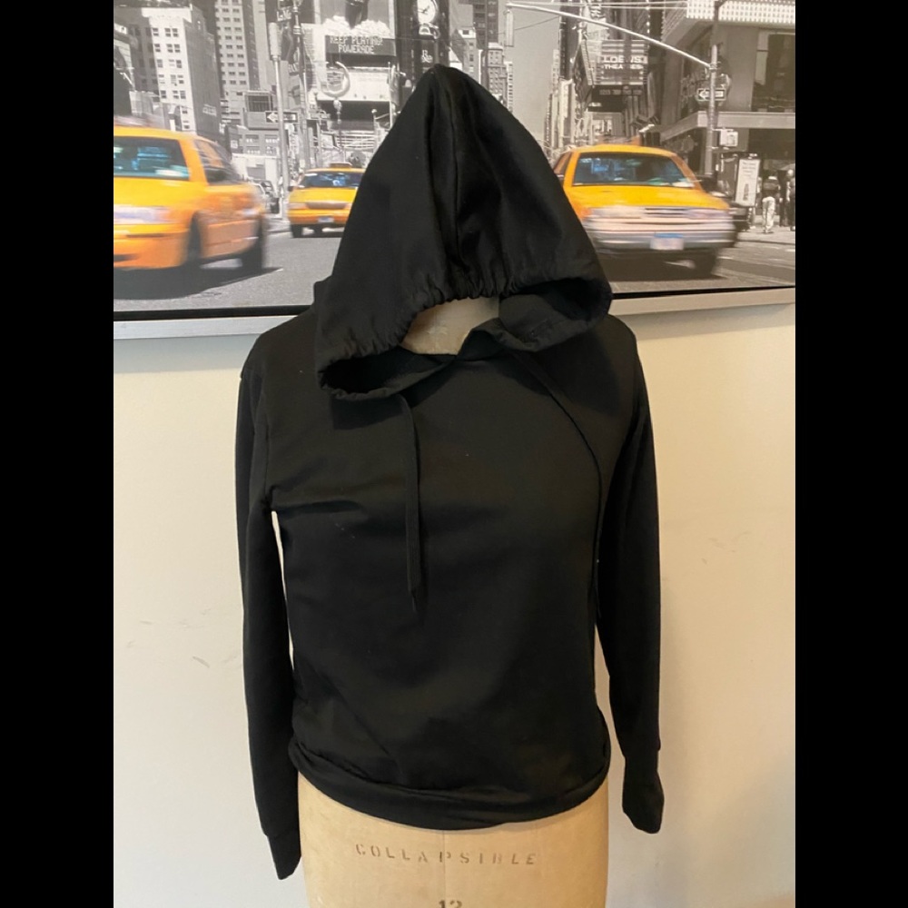Sweat suite black never worn.